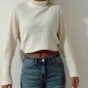 White long sleeve turtleneck
